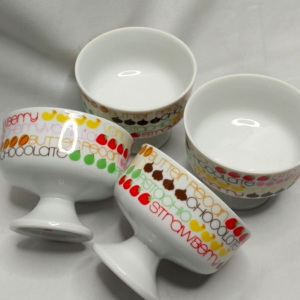 Set of 4 Sealtest Ice Cream Cups 1960s